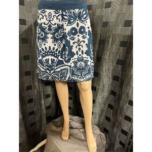 Merona Women 14 Pencil Lined Floral Navy Blue Cream Short Office Skirt‎